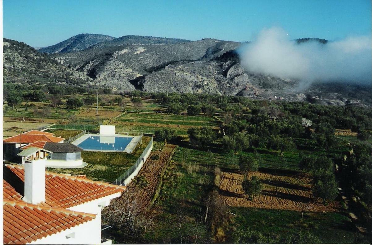 Manolon Pensión Santa Cruz de Moya